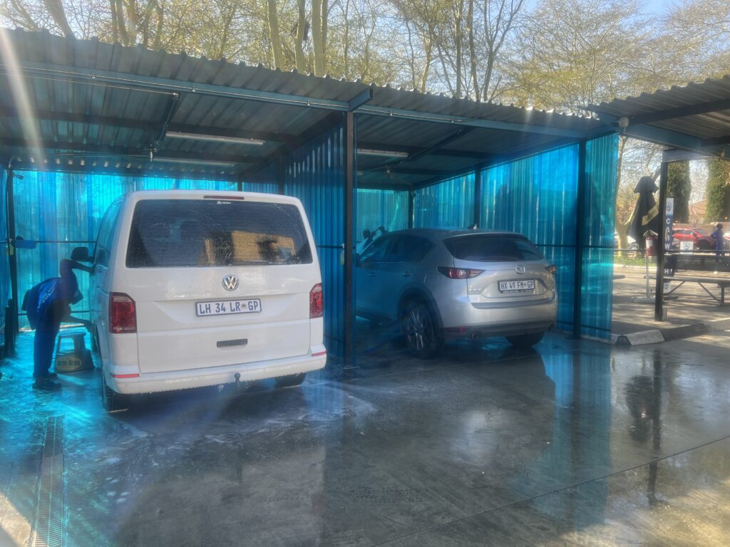 Hand-Drying Perfection by Aqua Dazzle Auto